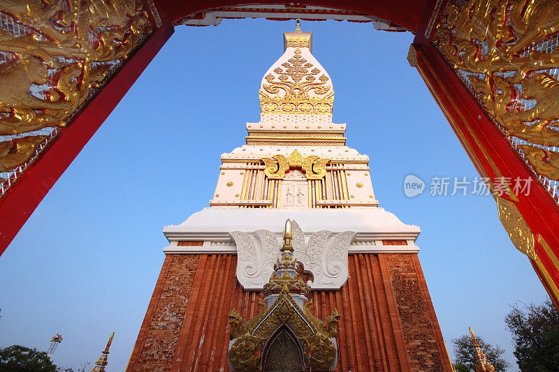 泰国Phra That Phanom Pagoda Temple的入口